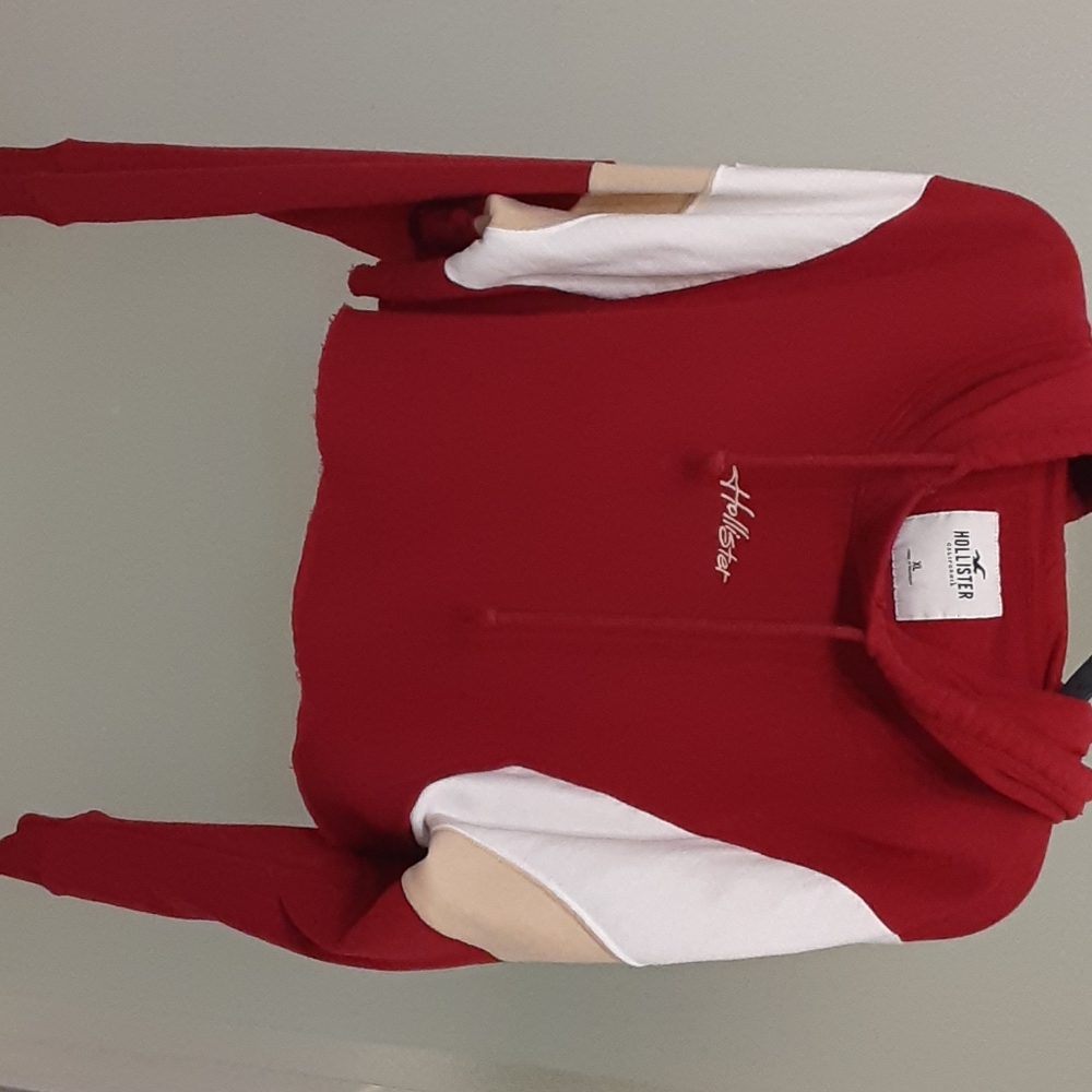 Cropped hoodie